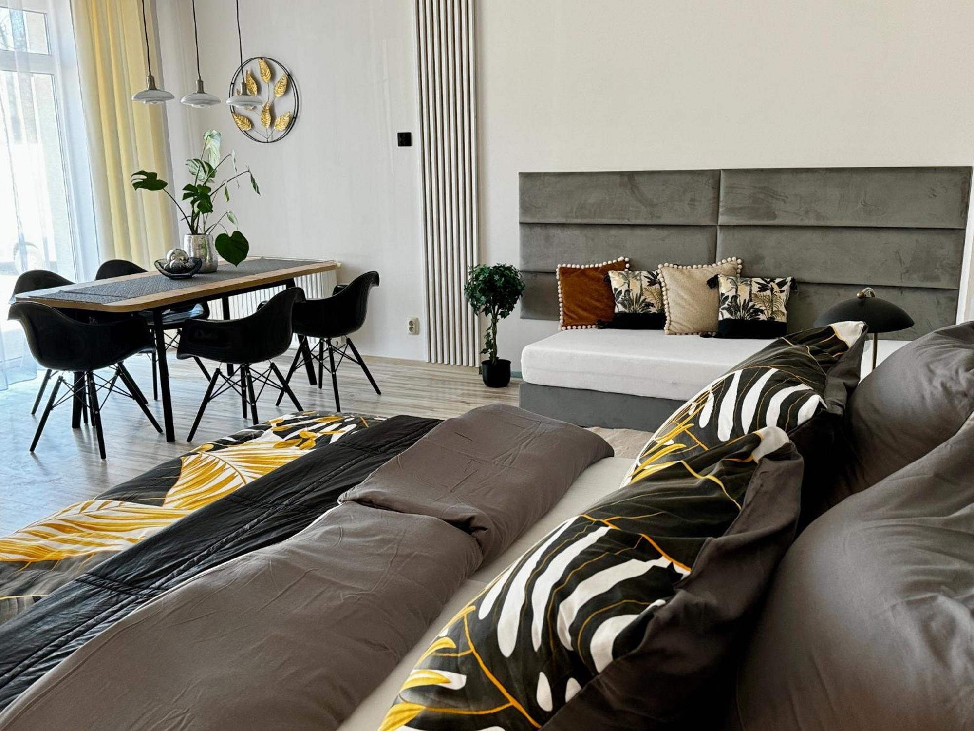 Apartamenty I Pokoje „Pod Jedynka” Konstantynów Łódzki Dış mekan fotoğraf